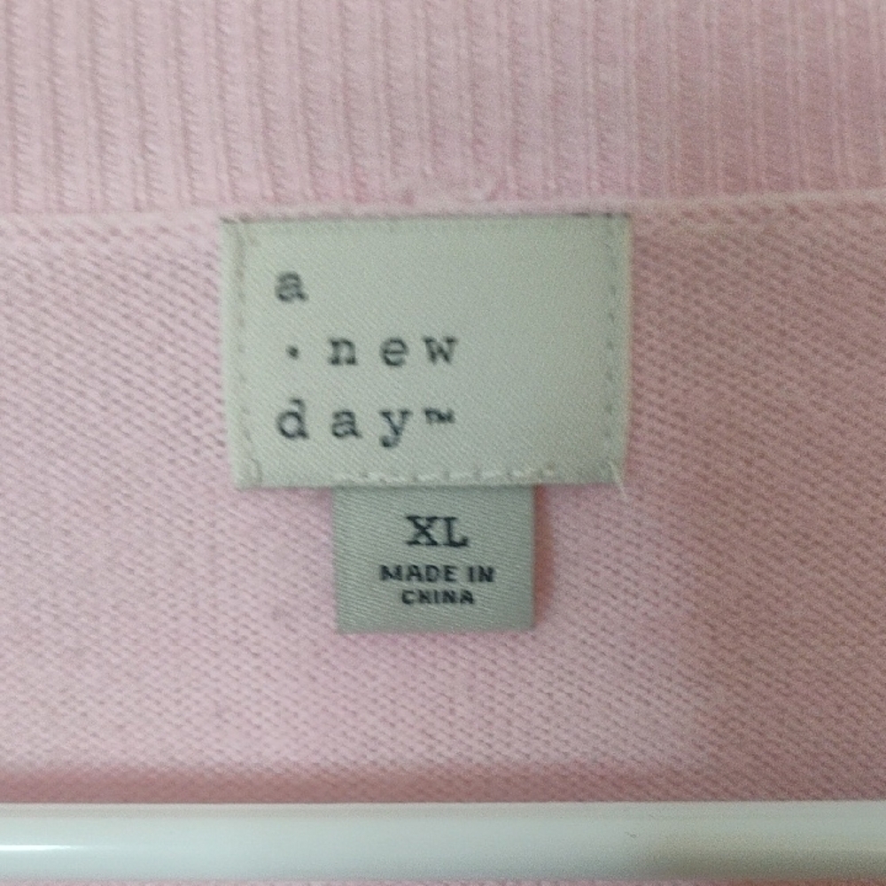 a new day Soft Pink V-Neck Sweater Woman's XL - Picture 2 of 5